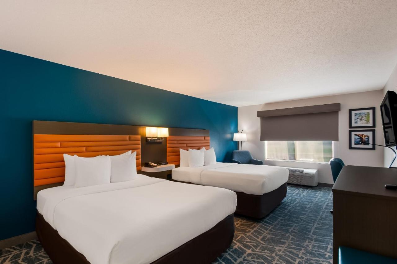 Comfort Inn Falls Church - Tysons Corner Zewnętrze zdjęcie