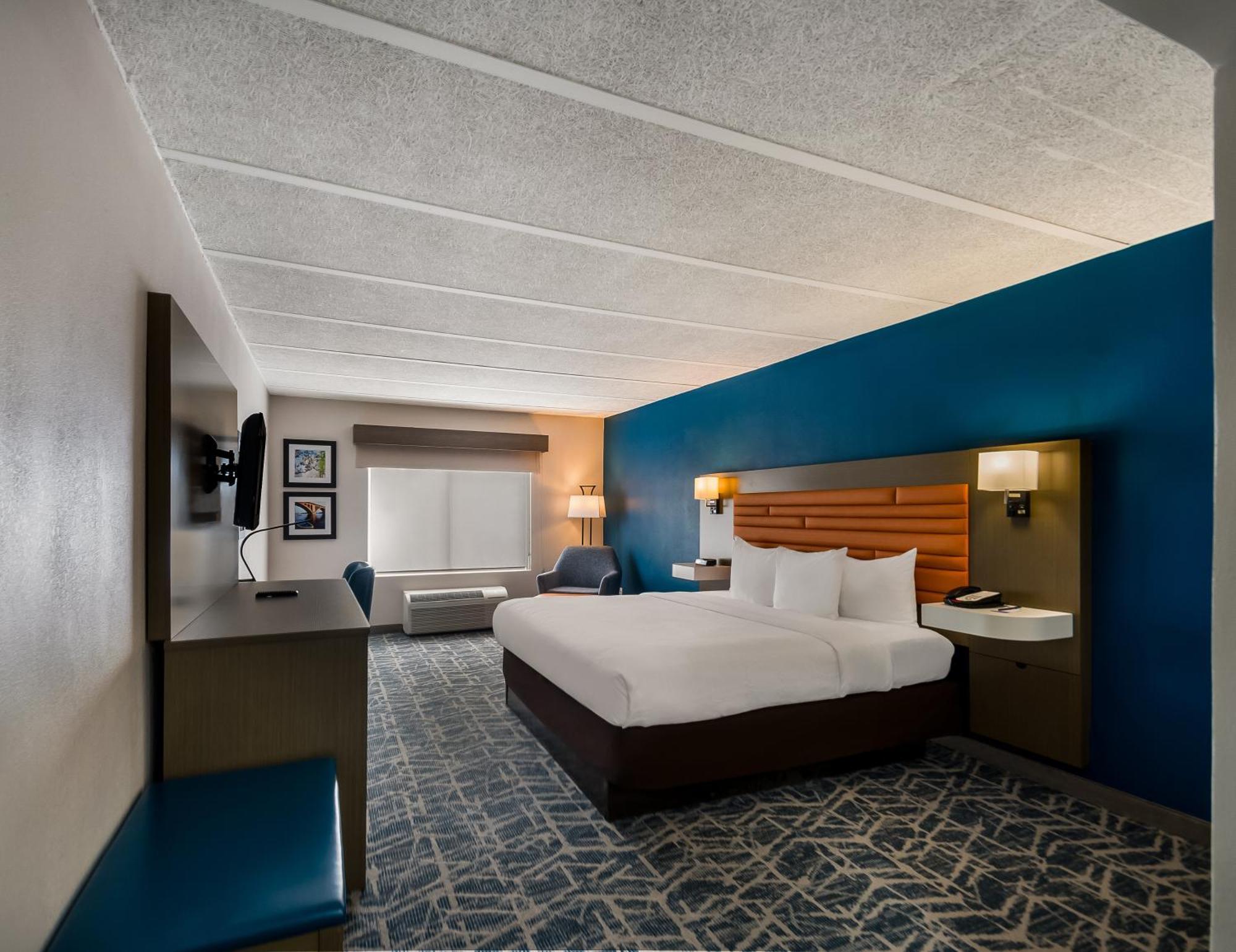 Comfort Inn Falls Church - Tysons Corner Zewnętrze zdjęcie