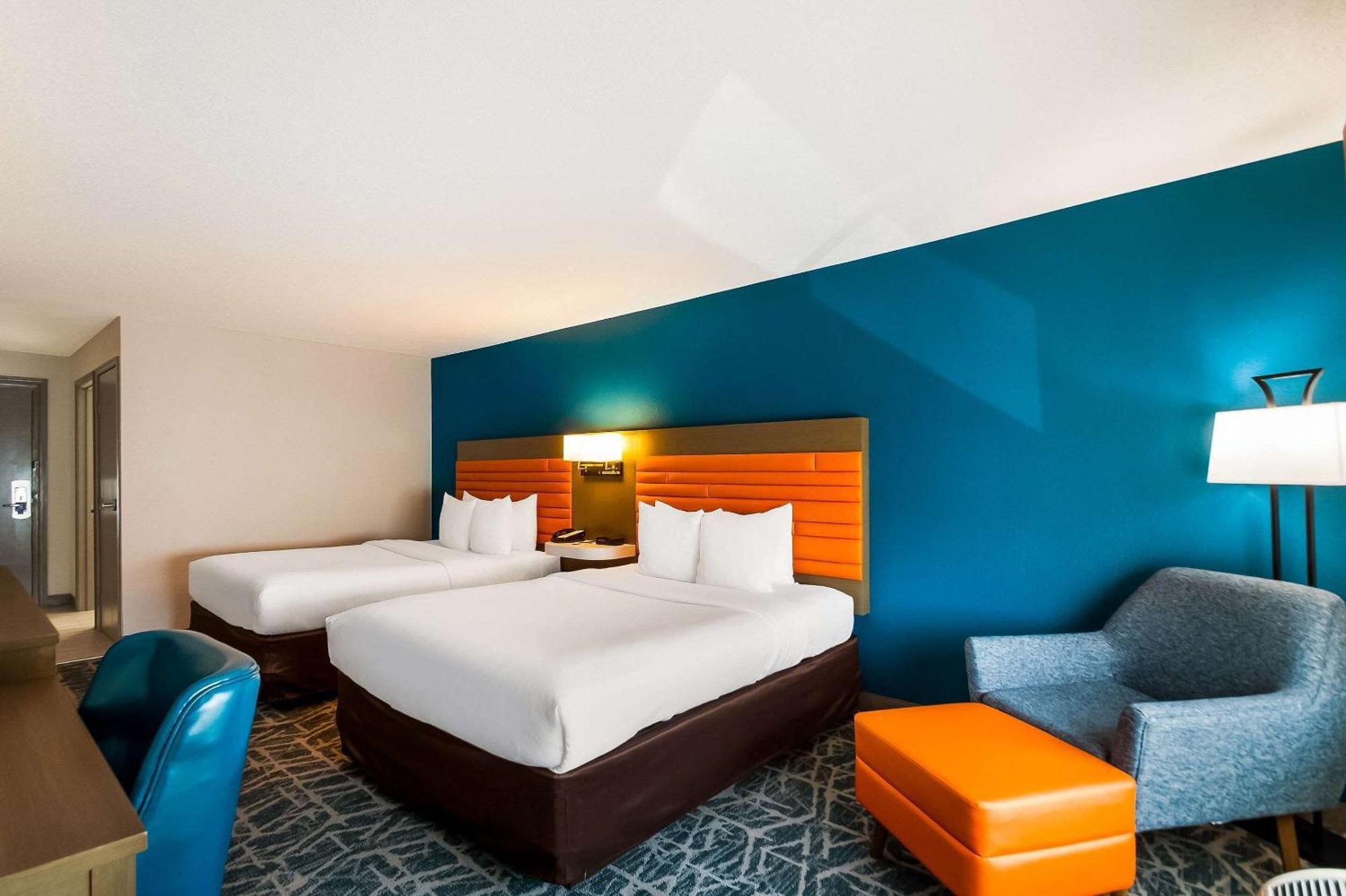 Comfort Inn Falls Church - Tysons Corner Zewnętrze zdjęcie