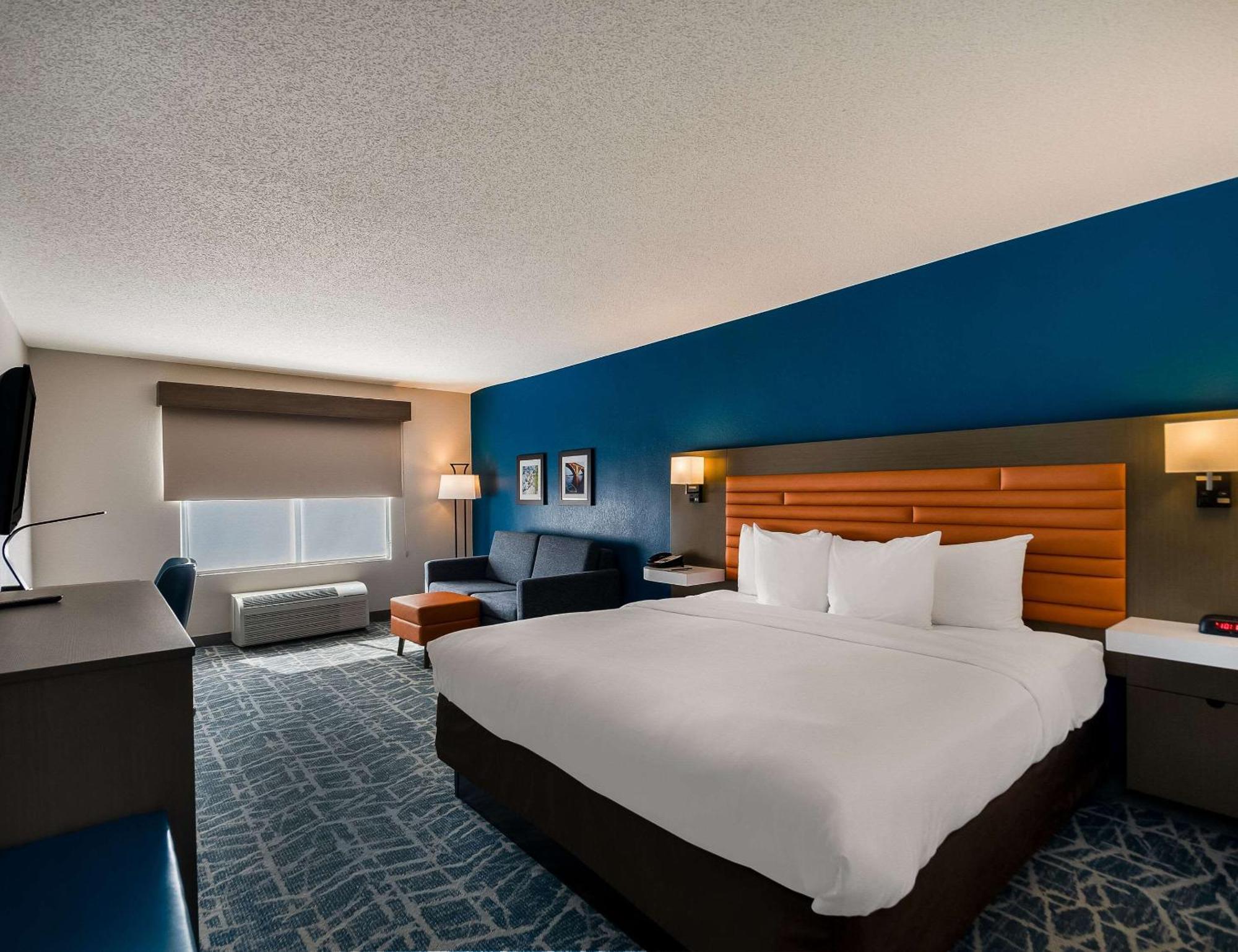 Comfort Inn Falls Church - Tysons Corner Zewnętrze zdjęcie