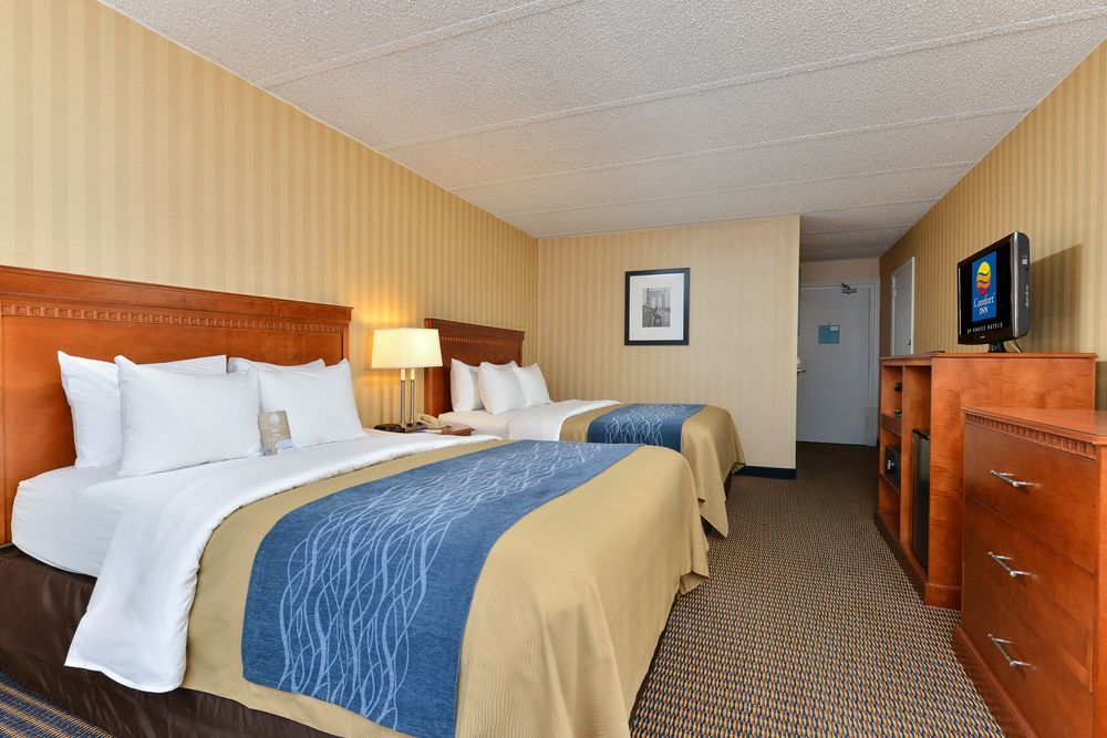 Comfort Inn Falls Church - Tysons Corner Zewnętrze zdjęcie