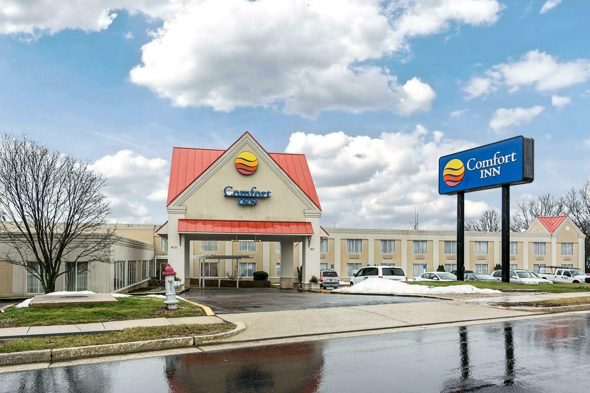Comfort Inn Falls Church - Tysons Corner Zewnętrze zdjęcie